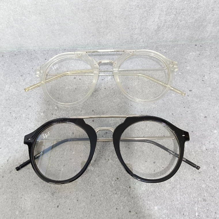 Kacamata Double Bridge Stylish – Frame Hitam dan Transparan