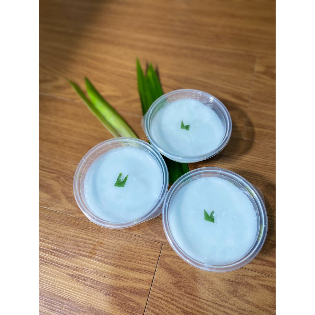 

Kue lumpur surga Pandan 200ml Bandung