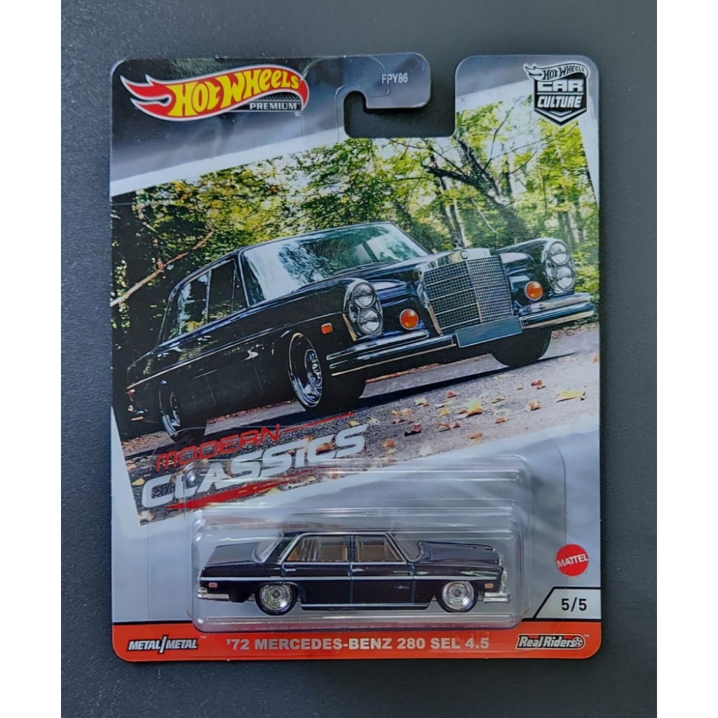 Hotwheels Premium '72 Mercedes-Benz 280 SEL 4.5 Hitam