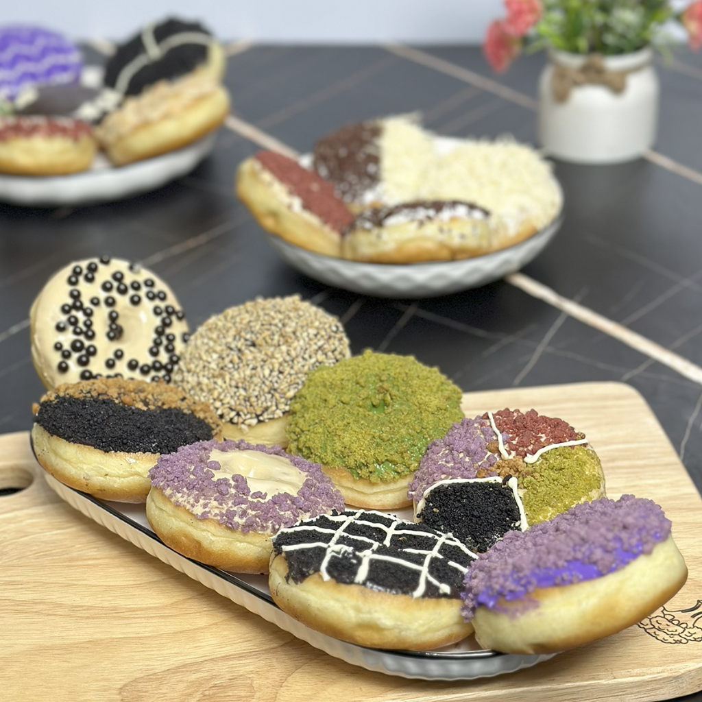 

Donat Kentang Susu Premium Jumbo Aneka Topping Spesial Butter Homemade by RaMaChef