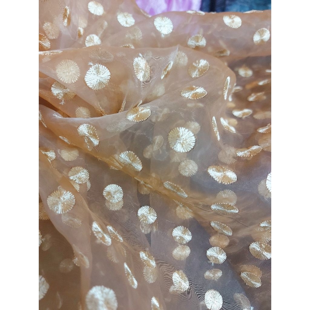 kain organza bordir Premium  - kain organza motif timbul  - kain organza meteran ( coksu) nv