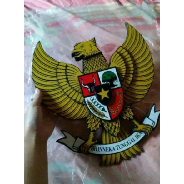 

Garuda Pancasila Hiasan Dinding Sekolah