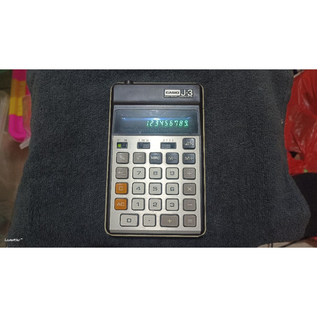 

Kalkulator CASIO J-3 Elektronik Jadul Vintage Jepang