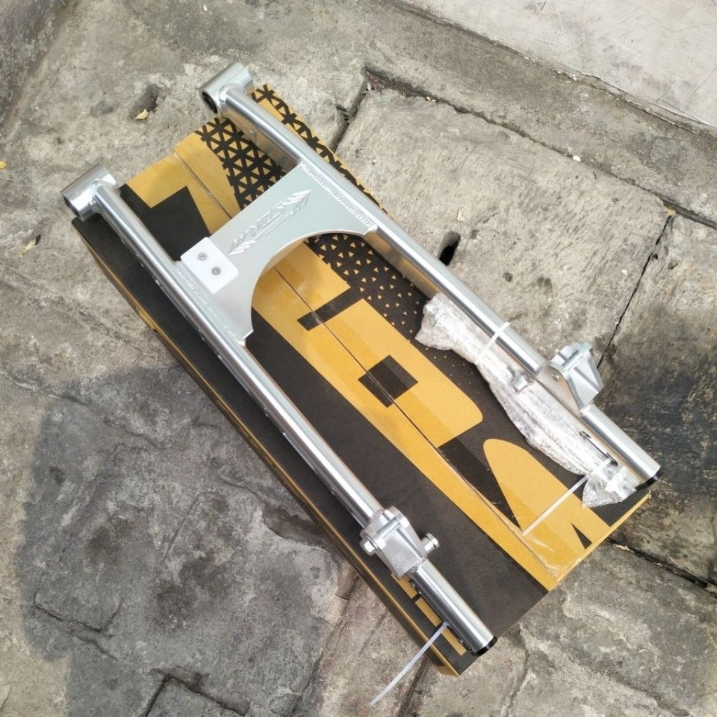 Swing Arm TIGER Long Coak Mos Import