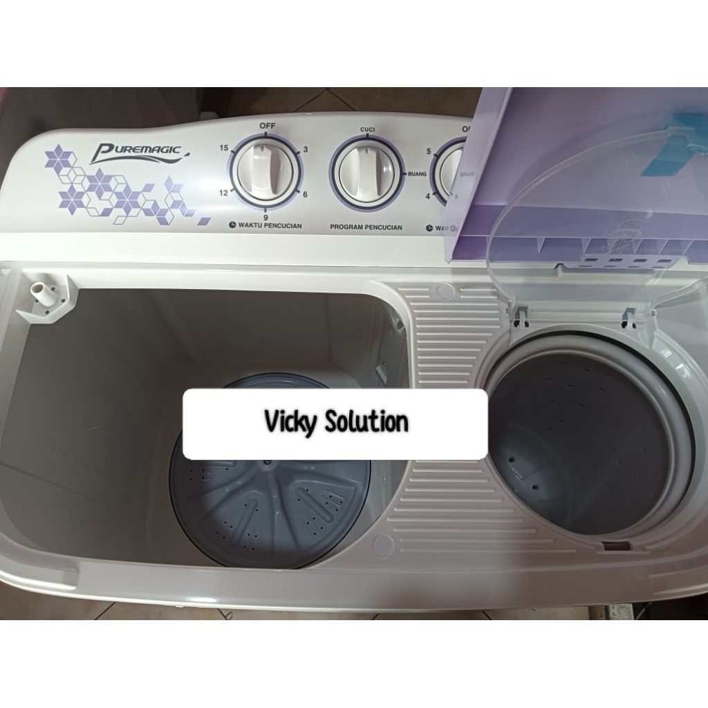 Mesin cuci polytron 2tabung 8kg