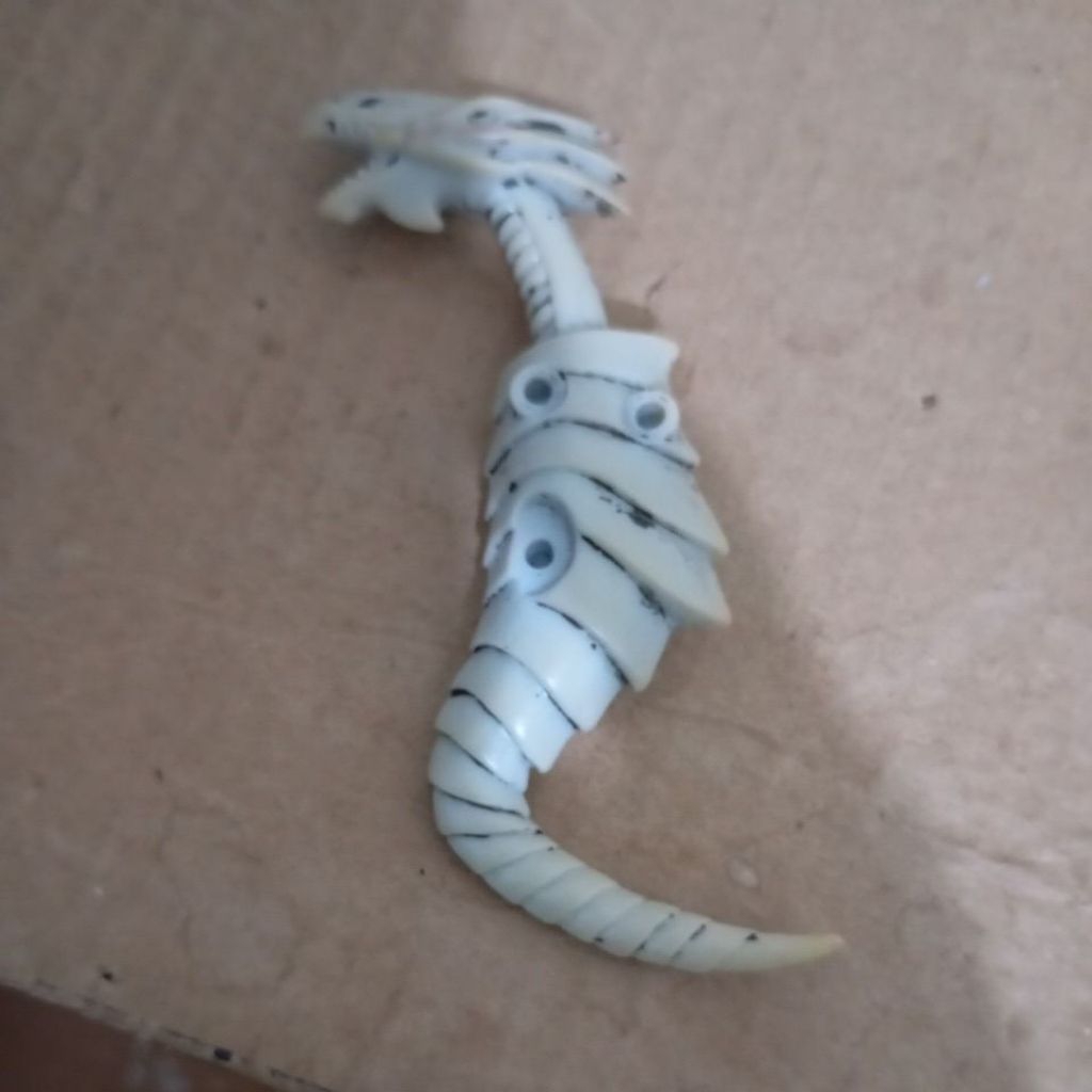 figure junk blue eyes white dragon