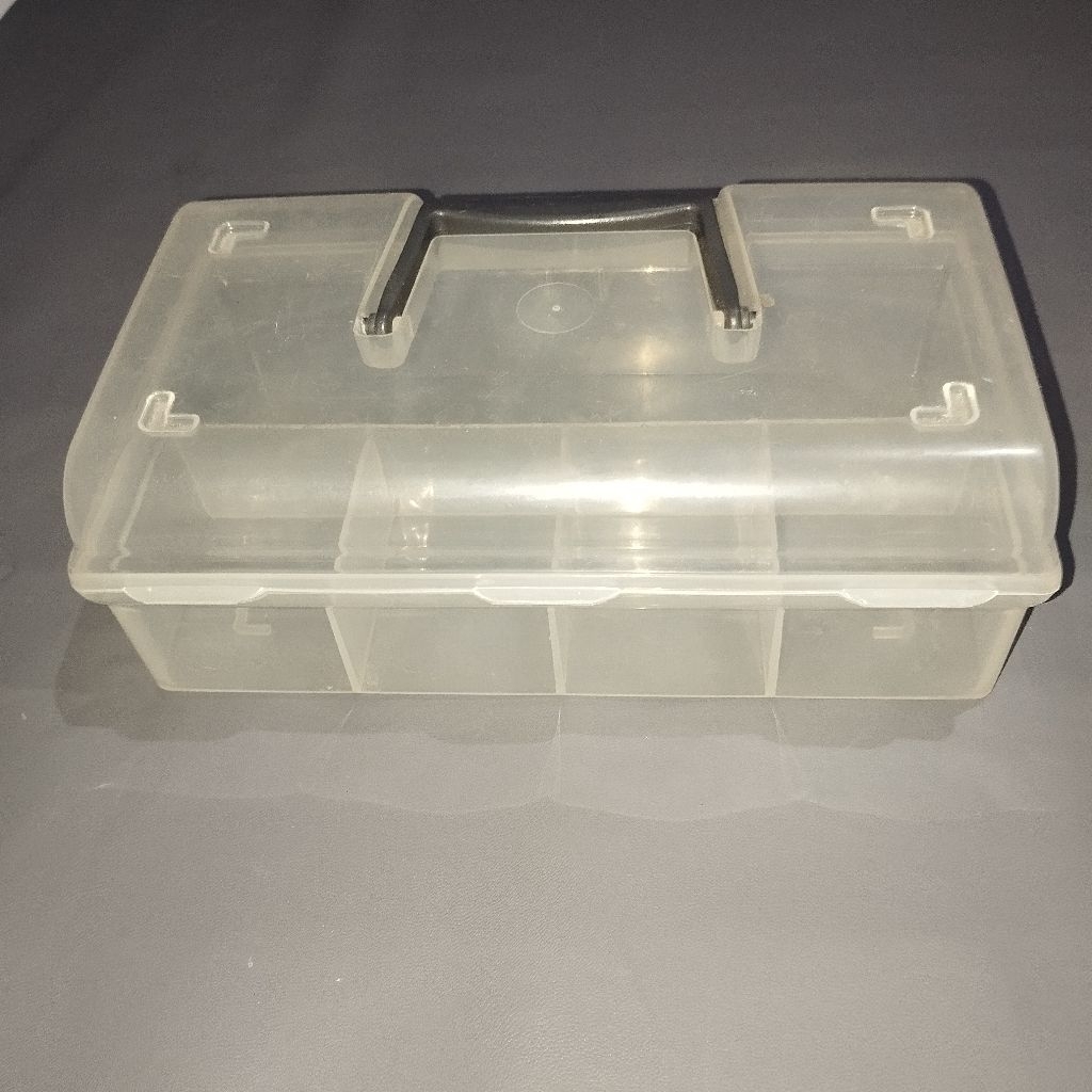 tool box buat simpan tamiya & Beyblade
