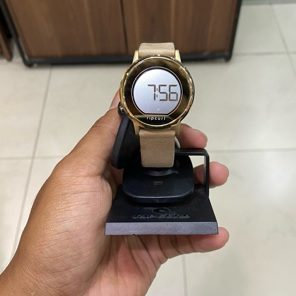 Jam Tangan Ripcurl Daybreak Digital Gold Leather Original
