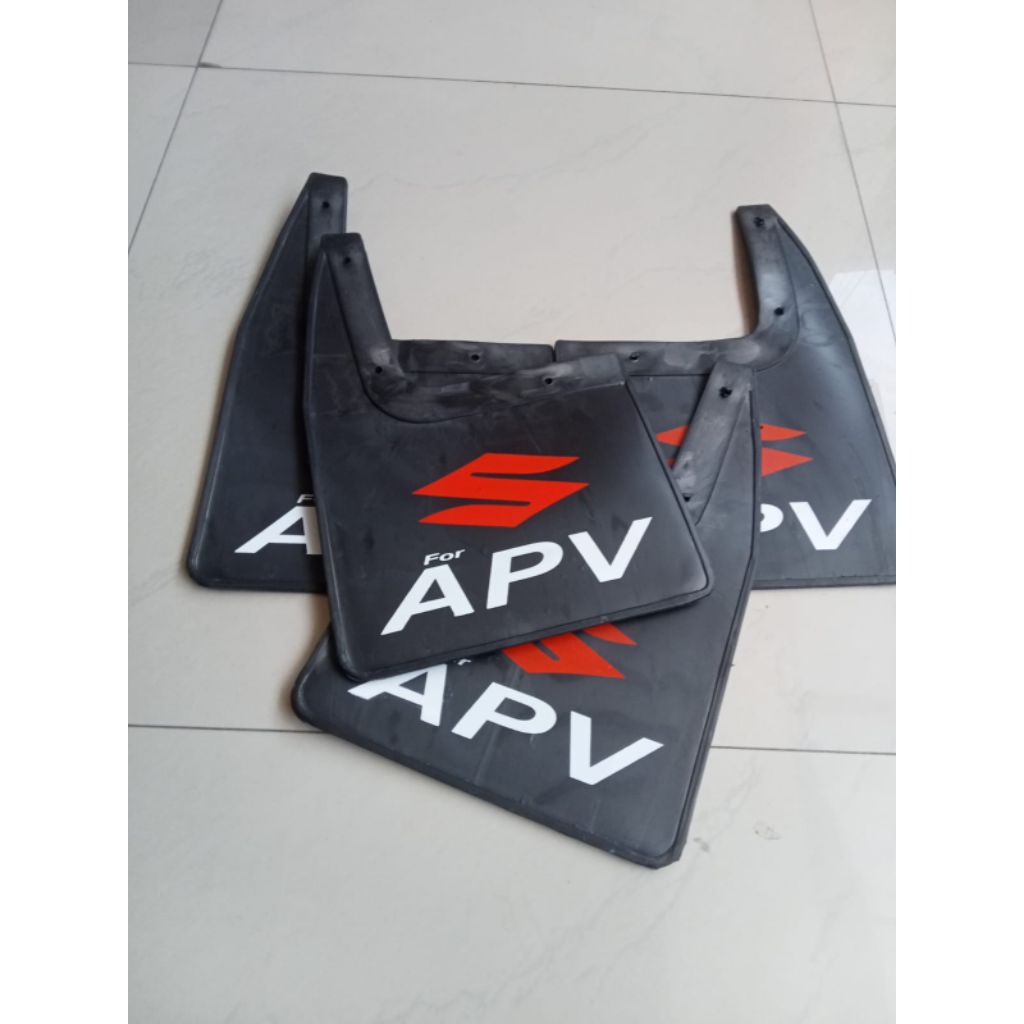 Karpet roda/Karpet lumpur Suzuki APV depan atau belakang