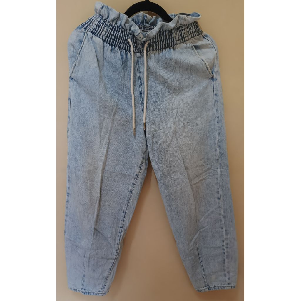 PRELOVED BERSHKA CELANA PANJANG DENIM WANITA