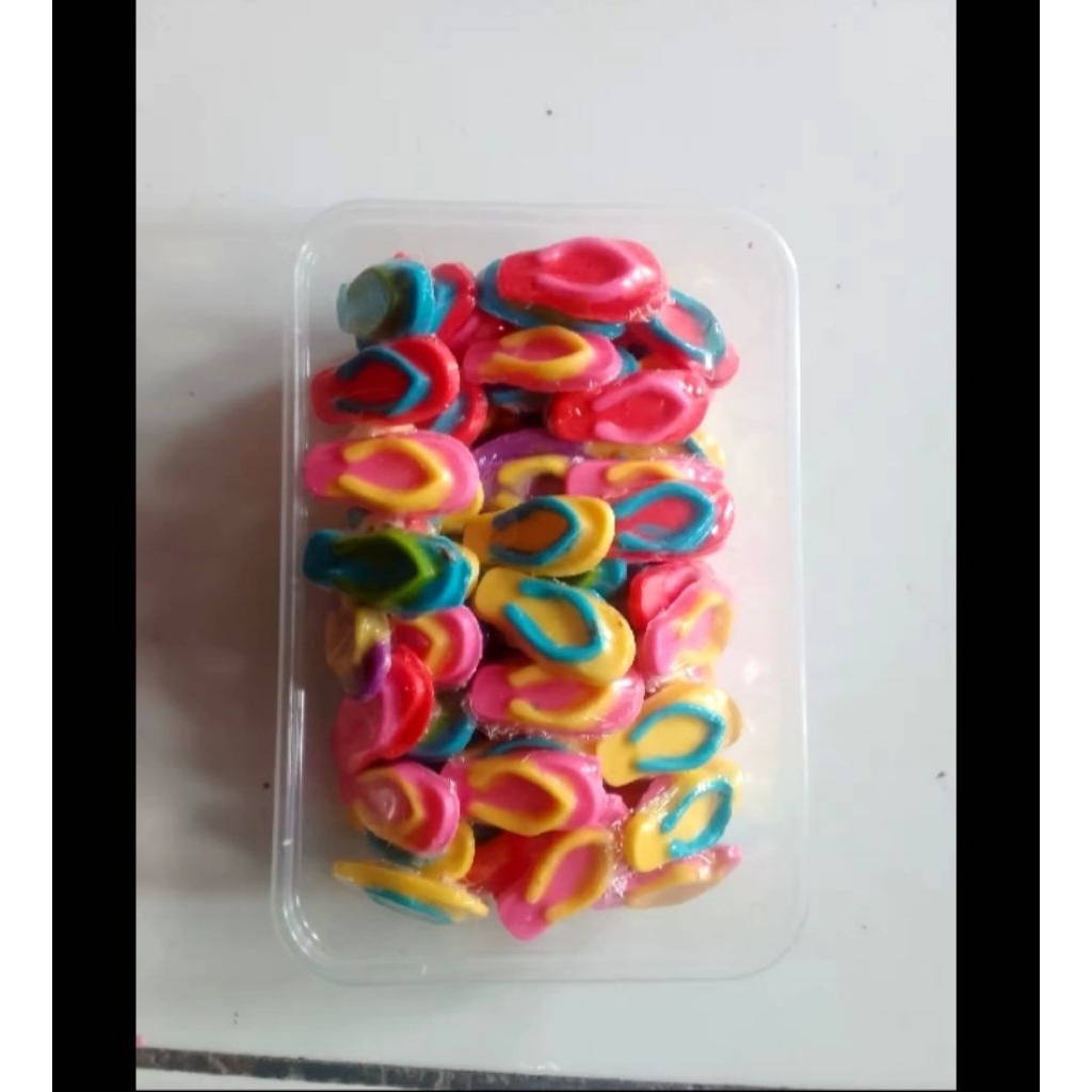 

coklat karakter sendal isi 100/50 pasang per box