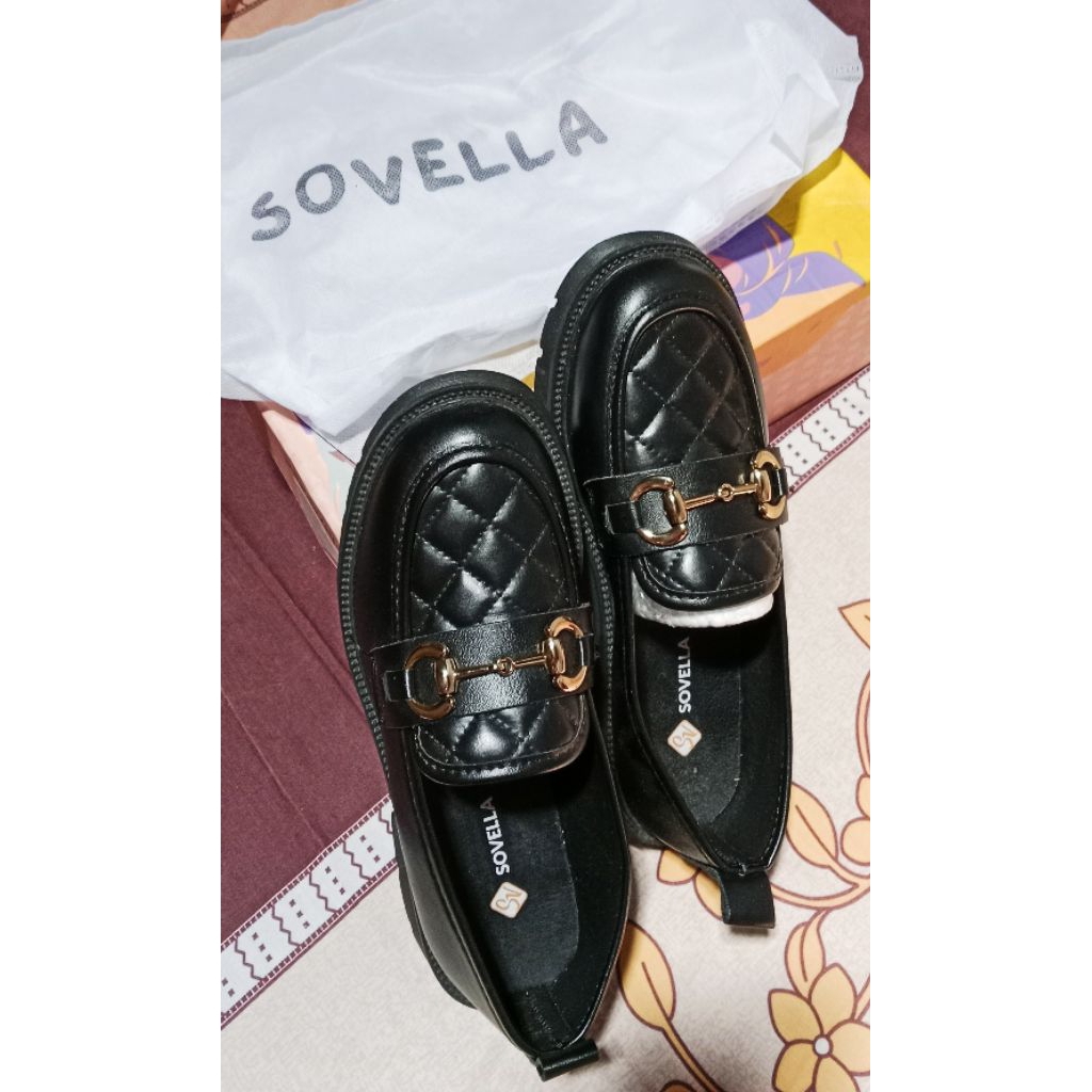 Sepatu Sovella
