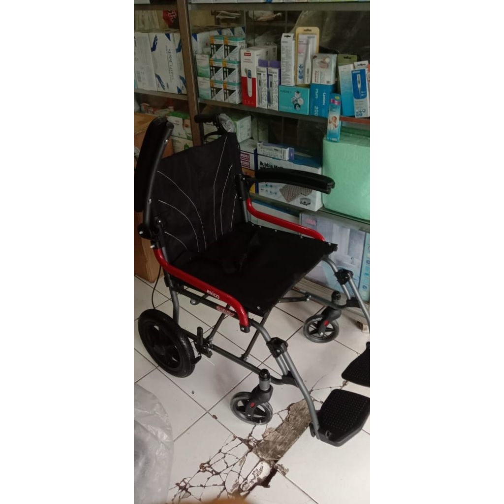 kursi roda traveling avico (Ganesa)