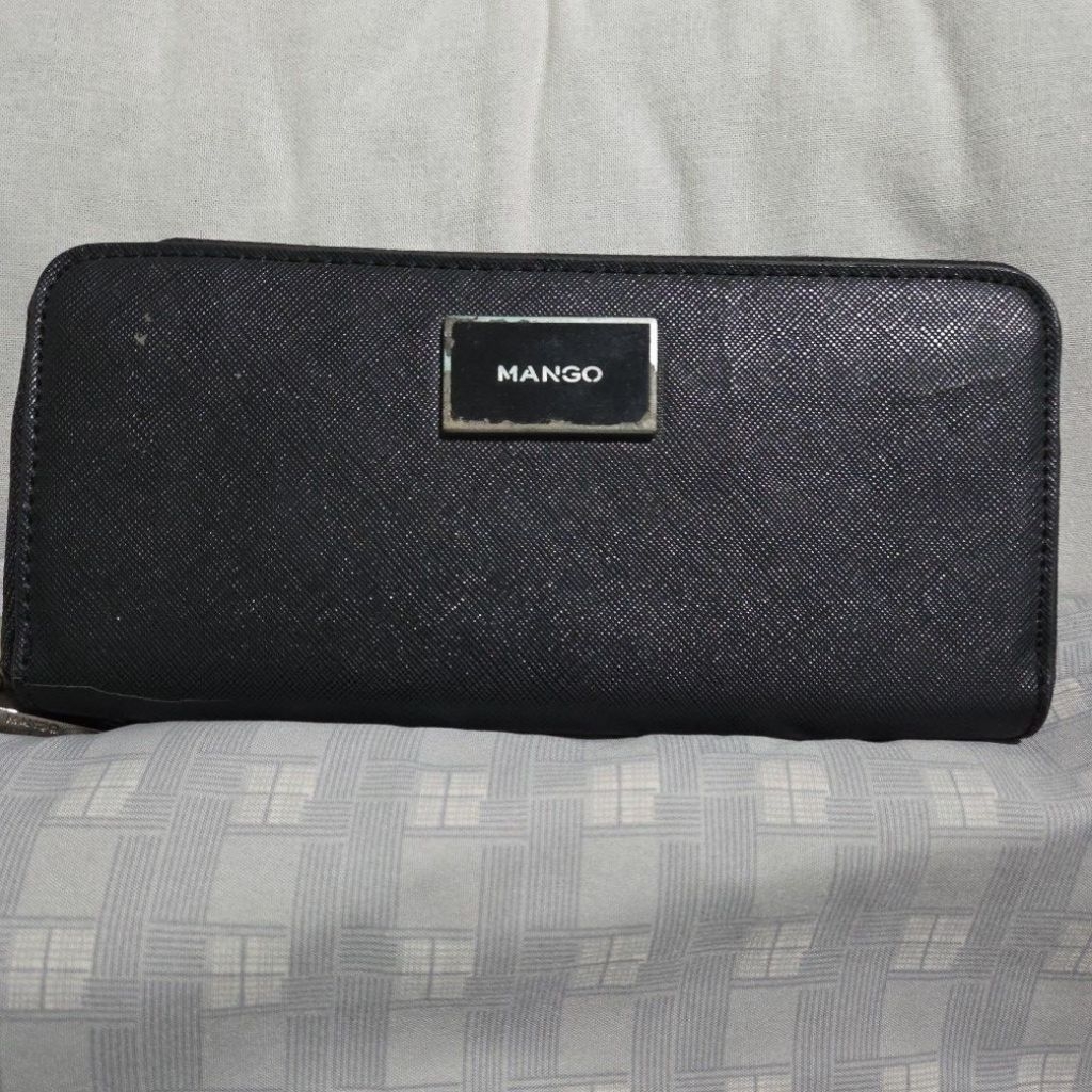 Preloved | Dompet Wanita Premium merk Mango