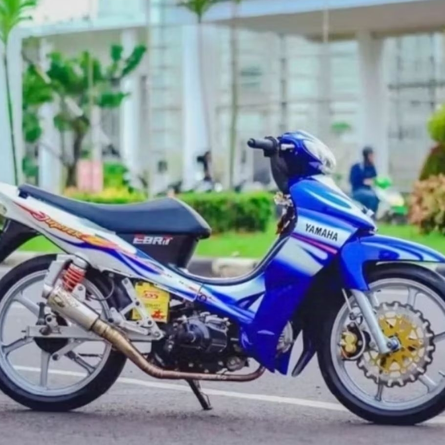 STRIPING STICKER JUPITER Z 2005 CW BIRU PUTIH STICKER JUPITER Z BIRU PUTIH 2005 CW CAST WELL