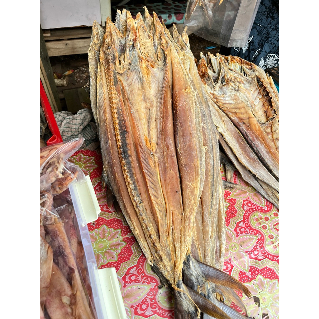 

Ikan asin telang tenggiri per ekor khas tabanio