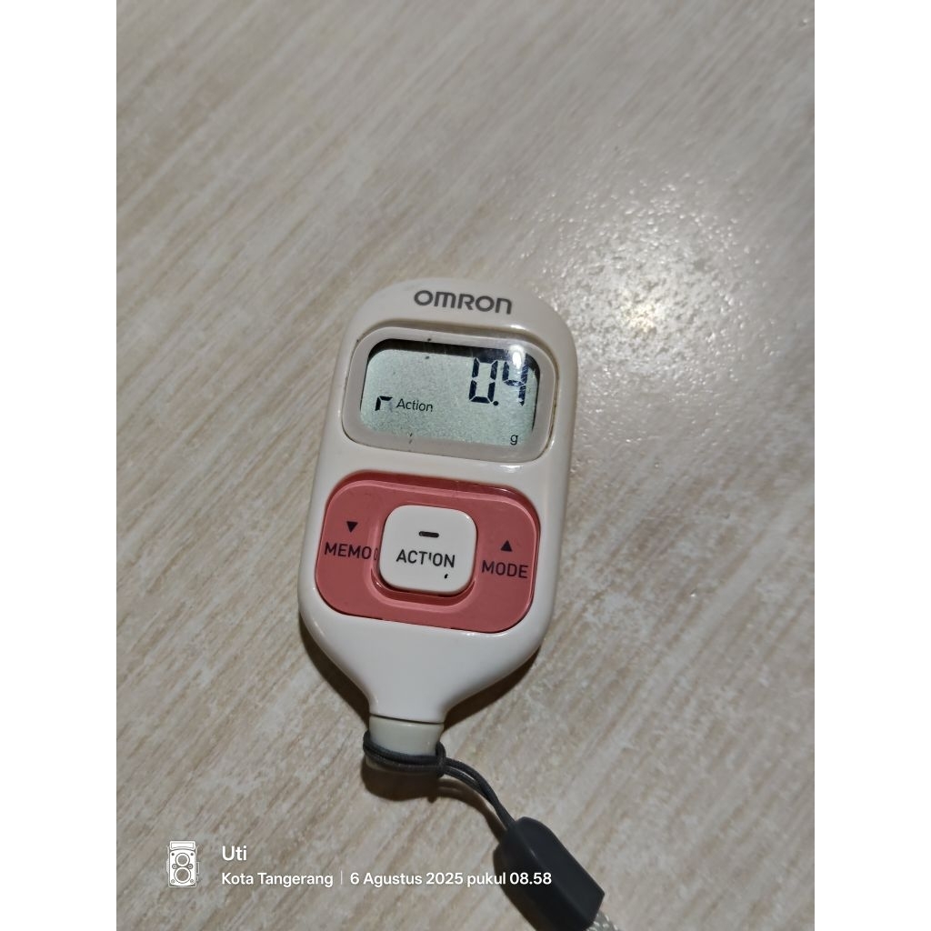 Omron pedometer HJ 203 Second