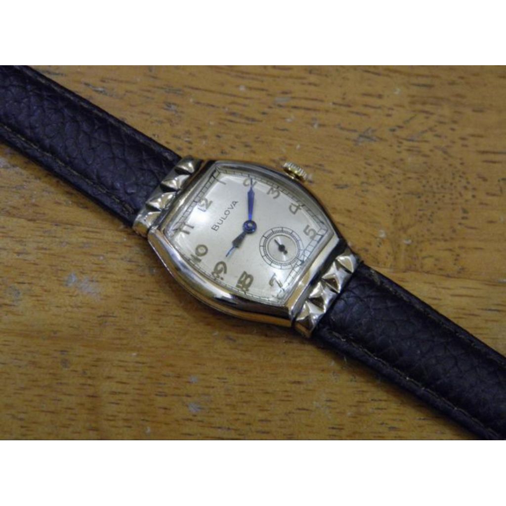 Bulova art deco vintage