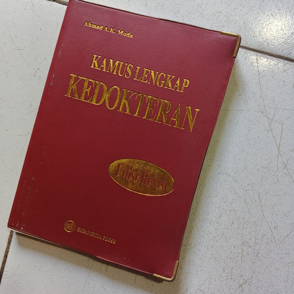 Buku KAMUS KEDOKTERAN LENGKAP - AHMAD MUDA