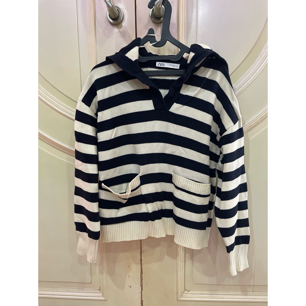 preloved zara sweater / hoodie (like new) woman size: M, hoodie wanita zara kondisi 98% seperti baru