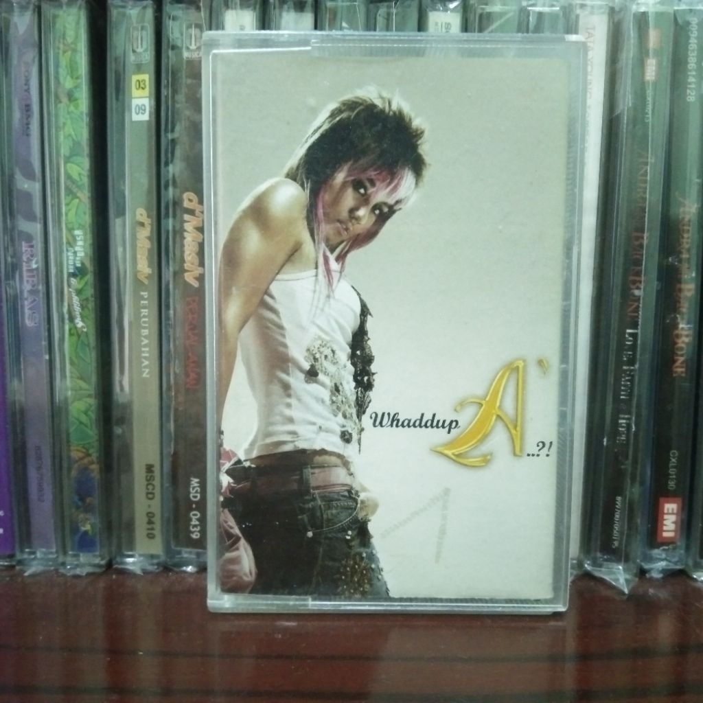 Kaset Pita Agnes Monica Whaddup