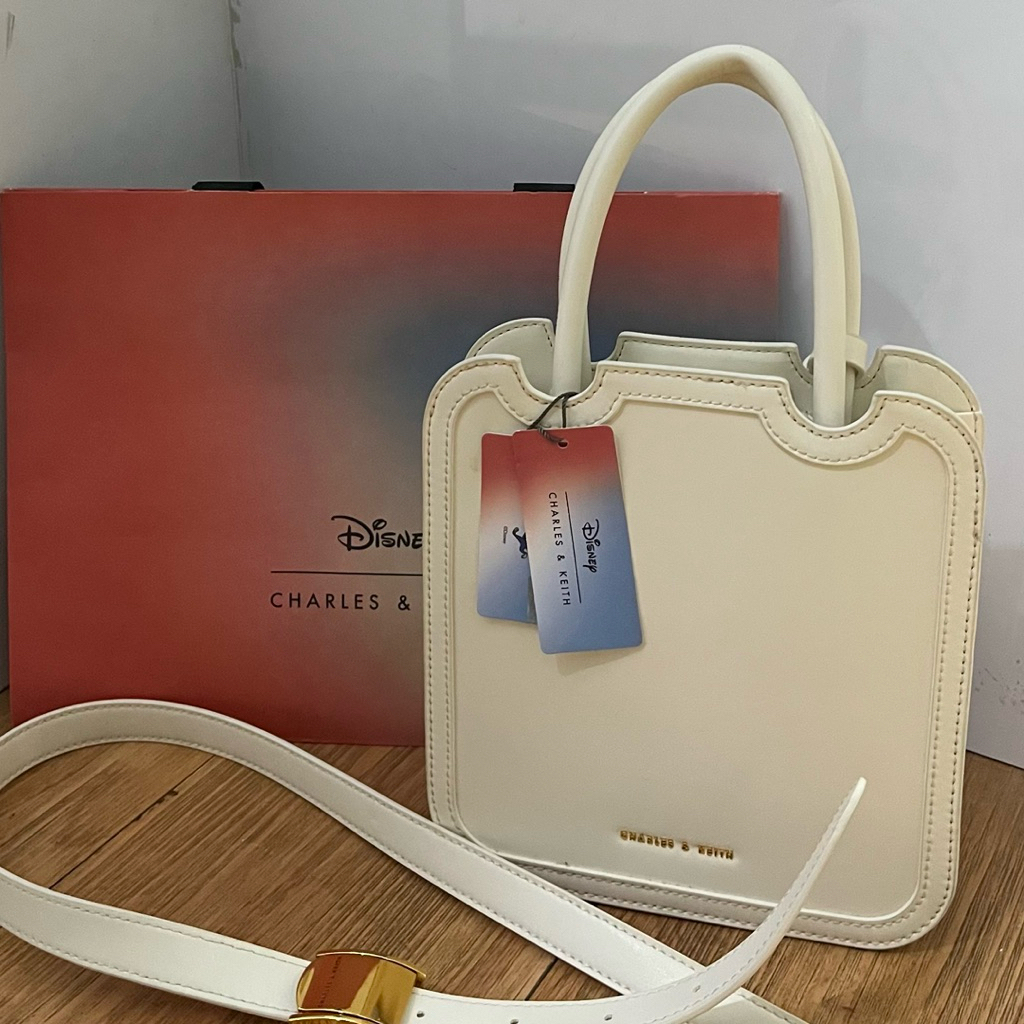 Tas Charles & Keith x Zootopia - Tas Second Like New