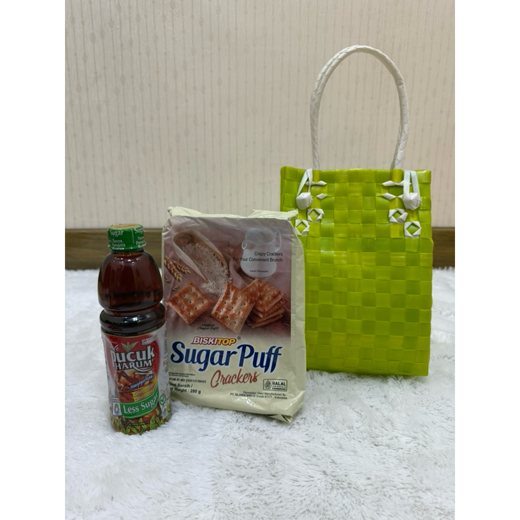 

Lala Sedang (10,5x16,5 tinggi 23cm)