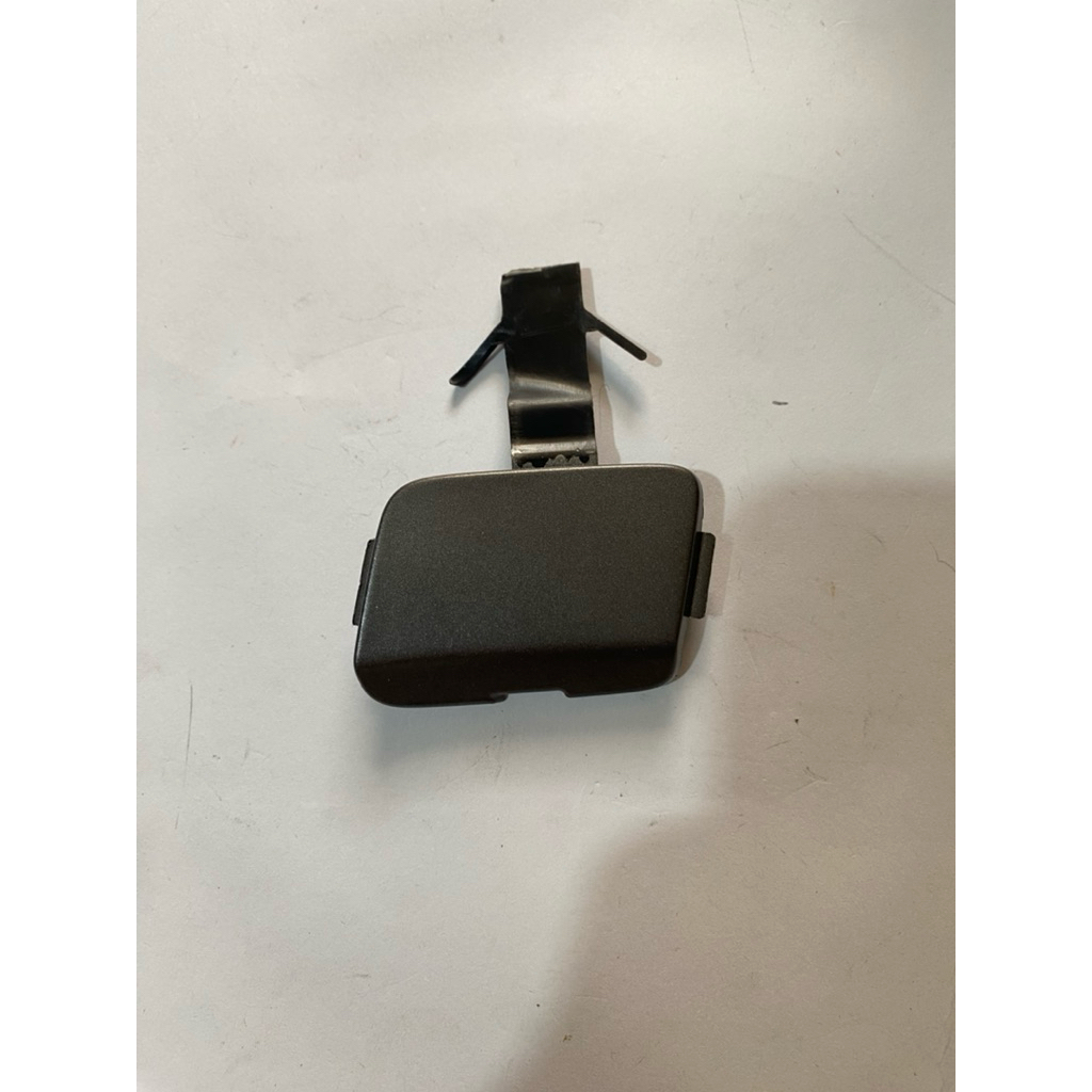 Cover Tutup Derek Towing Hook Honda Brio Satya RS Bumper Depan 2016 2017 2018 2019 2020 2021 2022