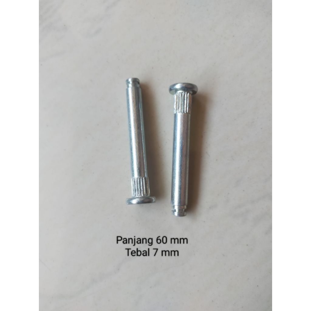 Harga 2 Pcs Pen pintu/ pen engsel pintu mobil Suzuki Futura/ Colt T120SS