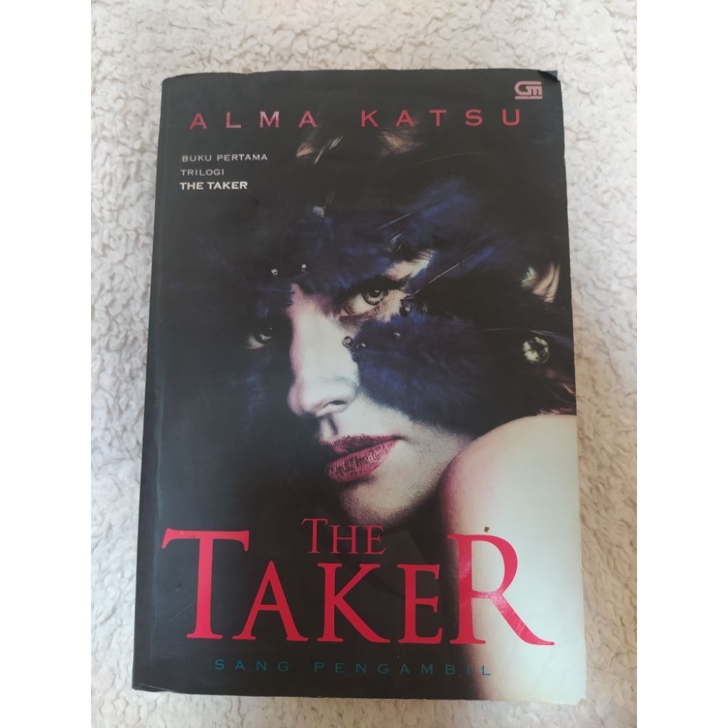 Buku The Taker Alma Katsu Original