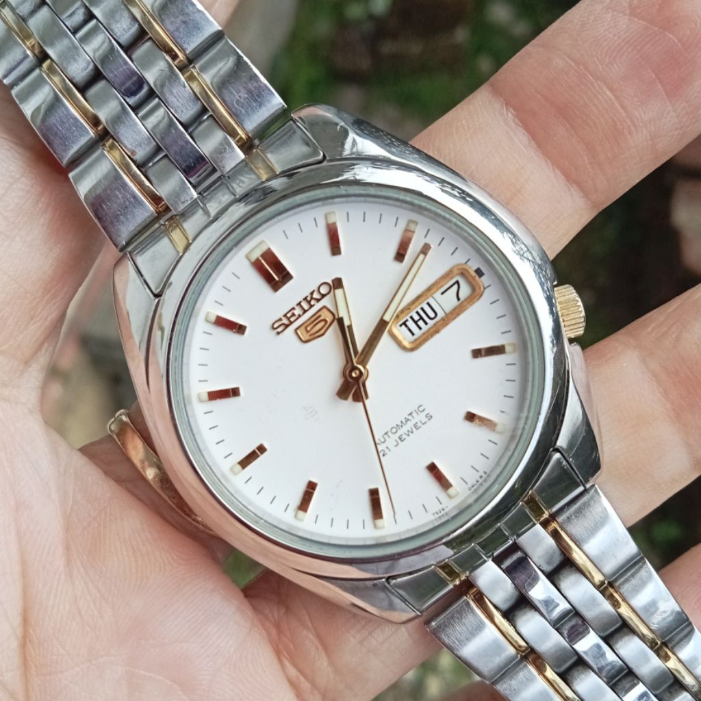 Seiko 5 Automatic SNK363K1 Cal 7s26-01V0 Dial Logo 5555