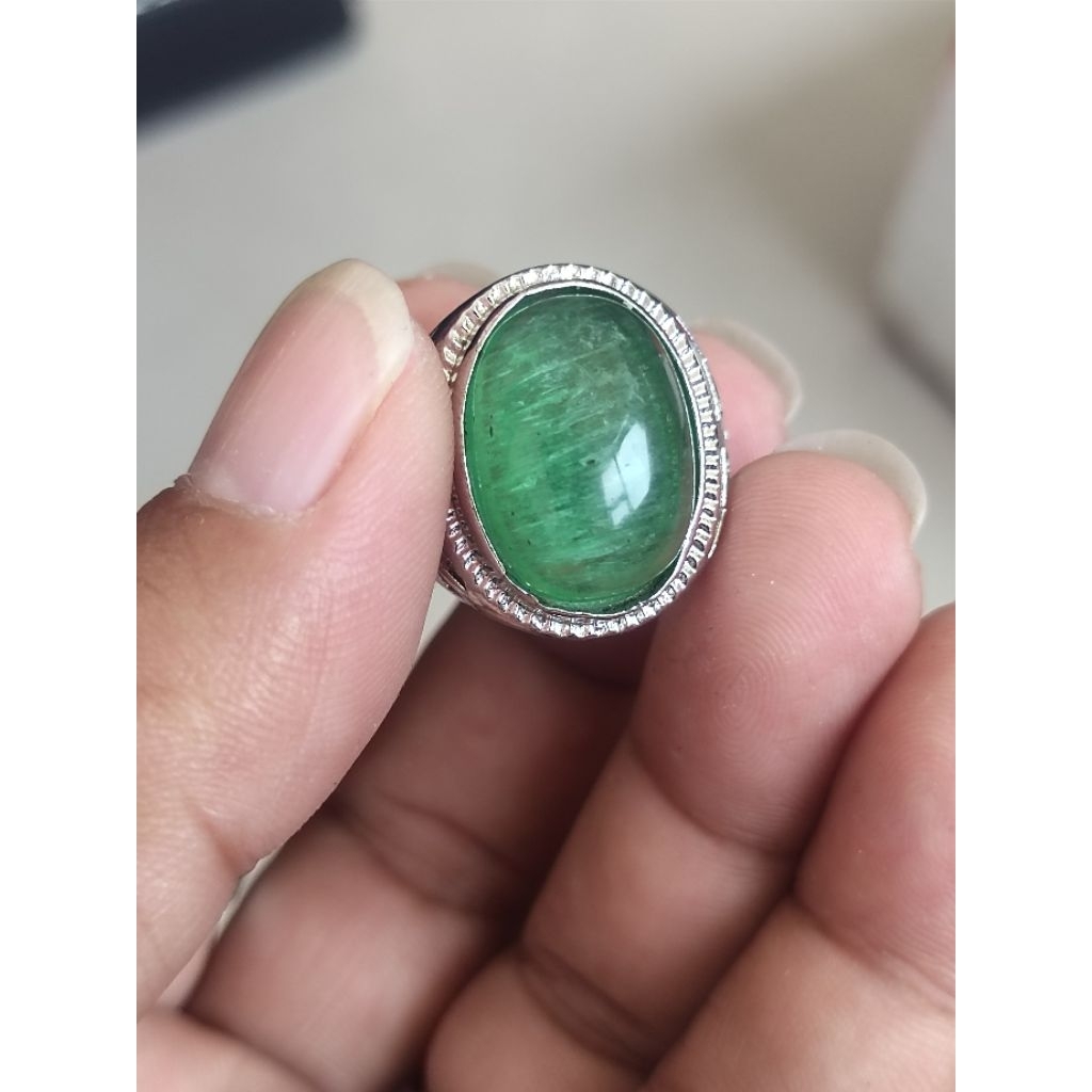 zamrud Kalimantan chatam