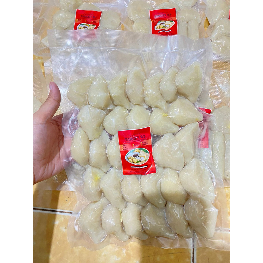 

Pempek Ikan Frozen full telur | paket jumbo isi 30 pempek full telur