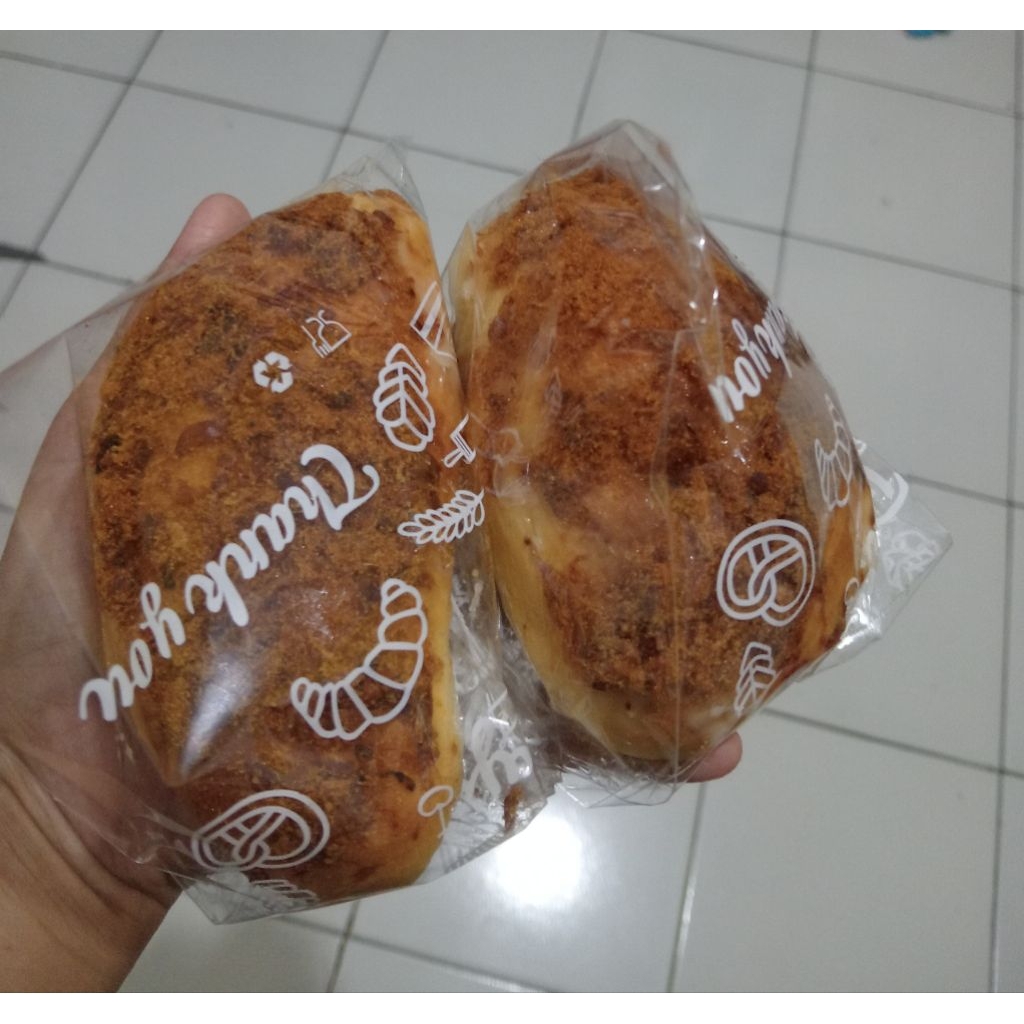 

Roti manis toping abon