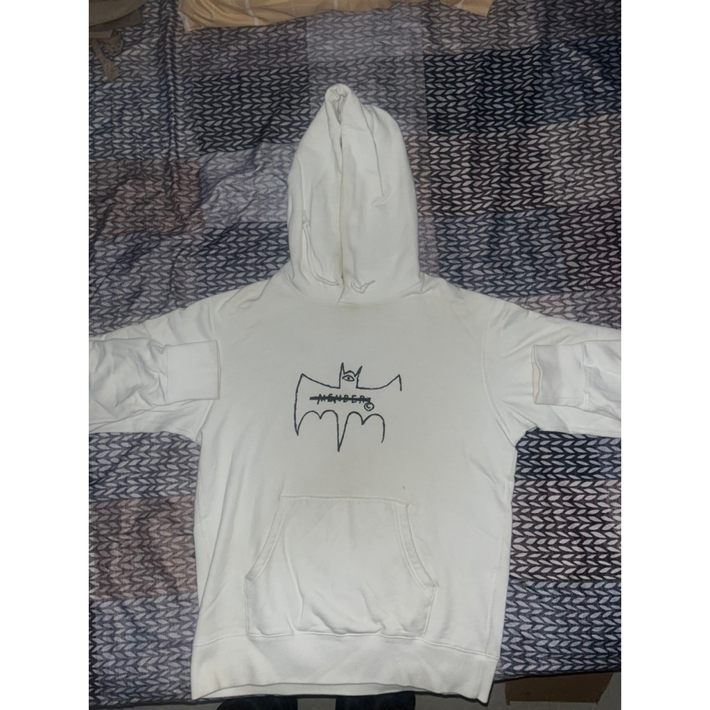 Hoodie jacket Uniqlo x warner bros putih size L original 100%