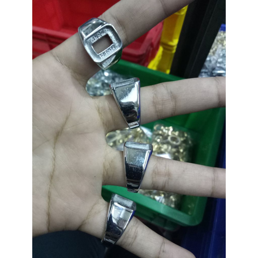 RING CINCIN TITANIUM 14X10 KOTAK TANAM PLS