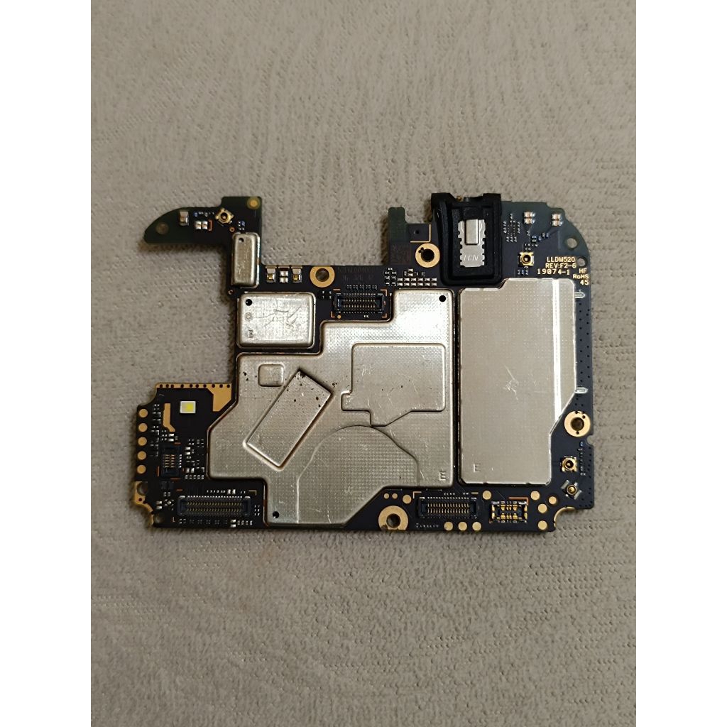 mesin redmi 7 4/64gb normal sudah tested no pola no akun tinggal pakai