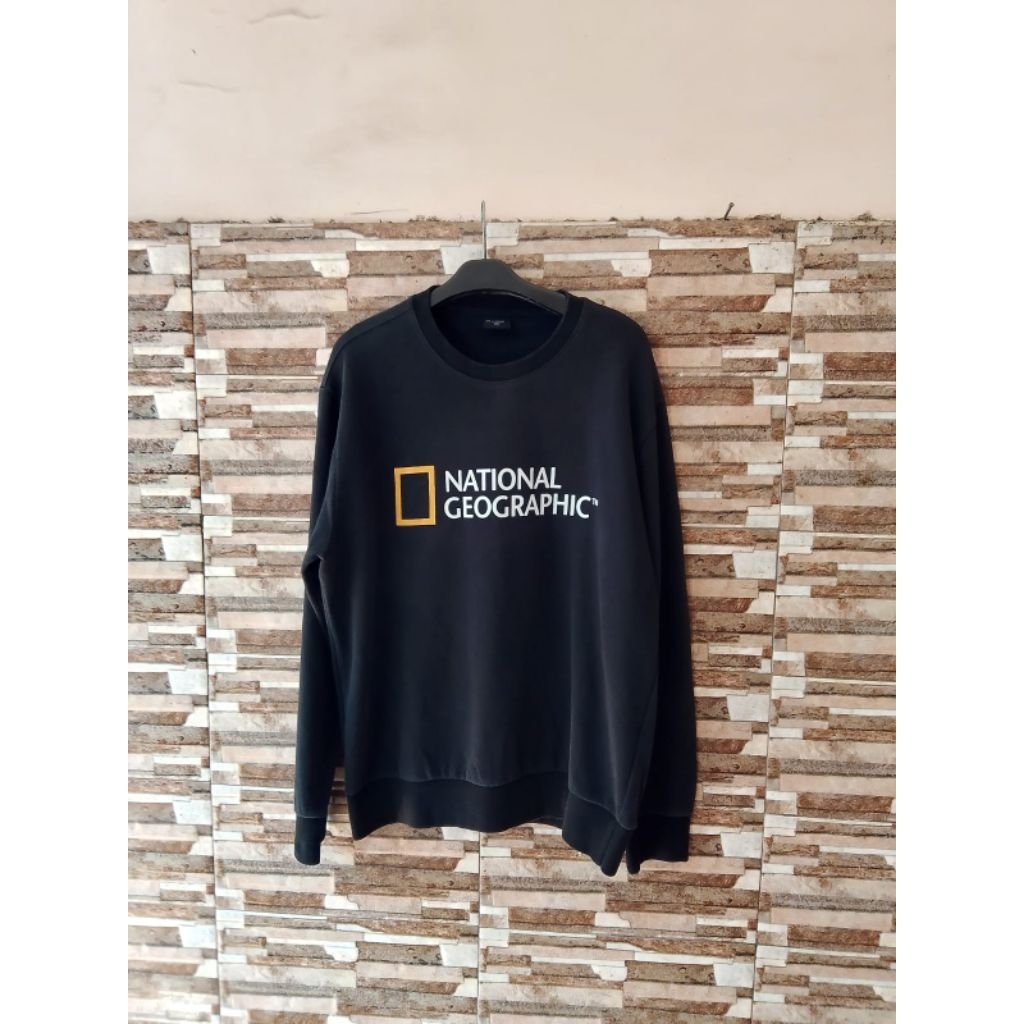 National Geographic Crewneck