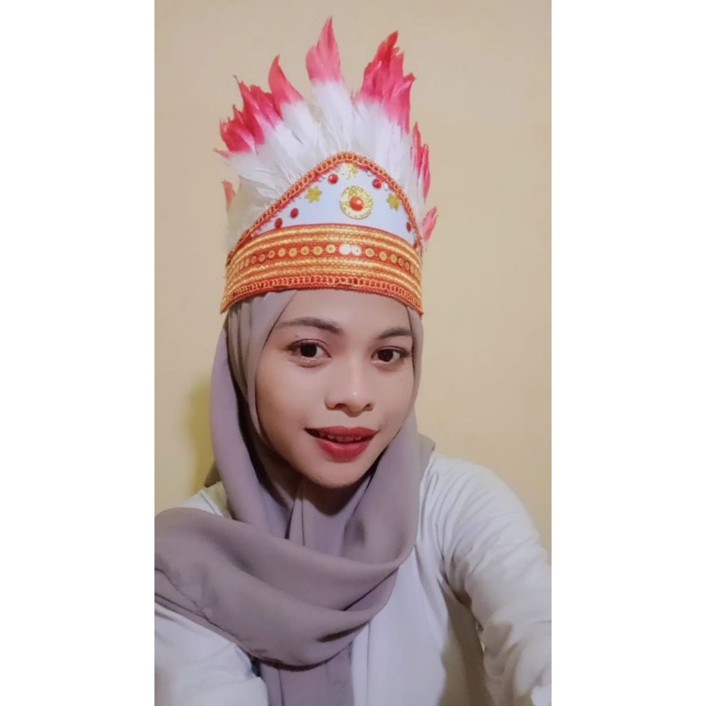 mahkota bulu dayak merah putih, mahkota karnavalan, mahkota Tarian