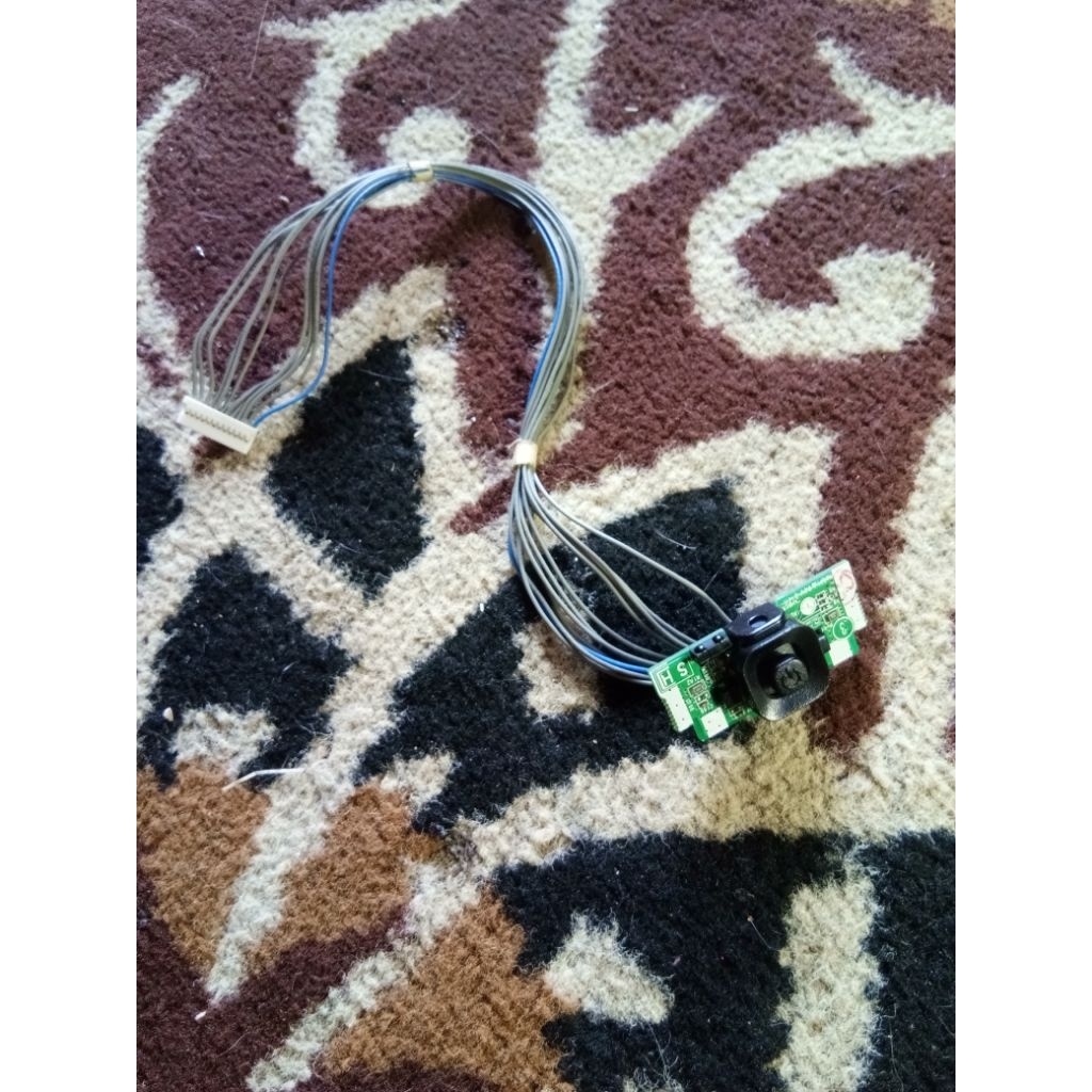 SENSOR TOMBOL TV LG 20LB450A 22LB450A 24LB450A