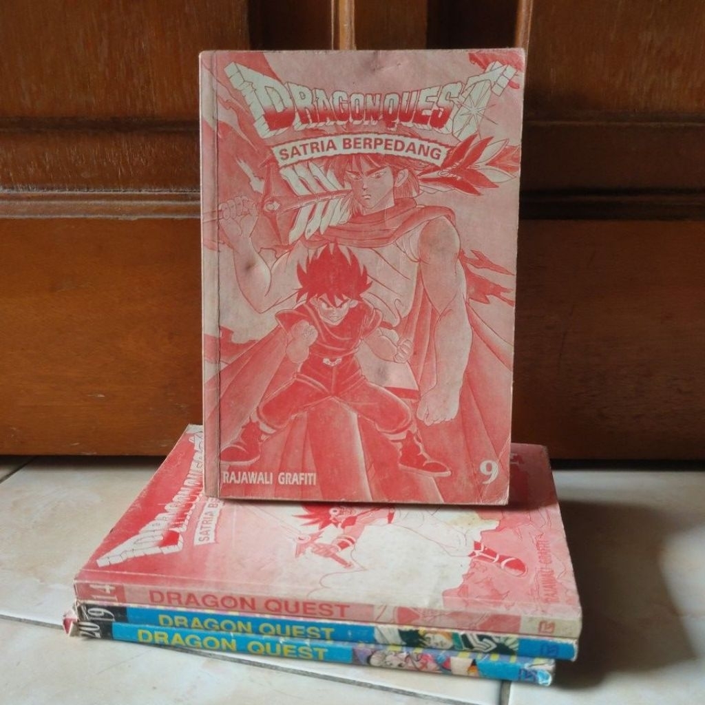 KOMIK RAJAWALI GRAFITI DRAGON QUEST SATRIA BERPEDANG JUAL CABUTAN NOMOR 9,14,19, 20.