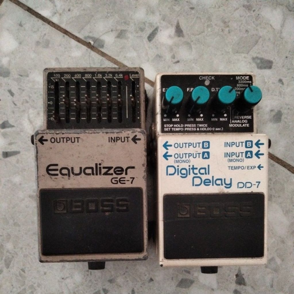 efek gitar merek boss