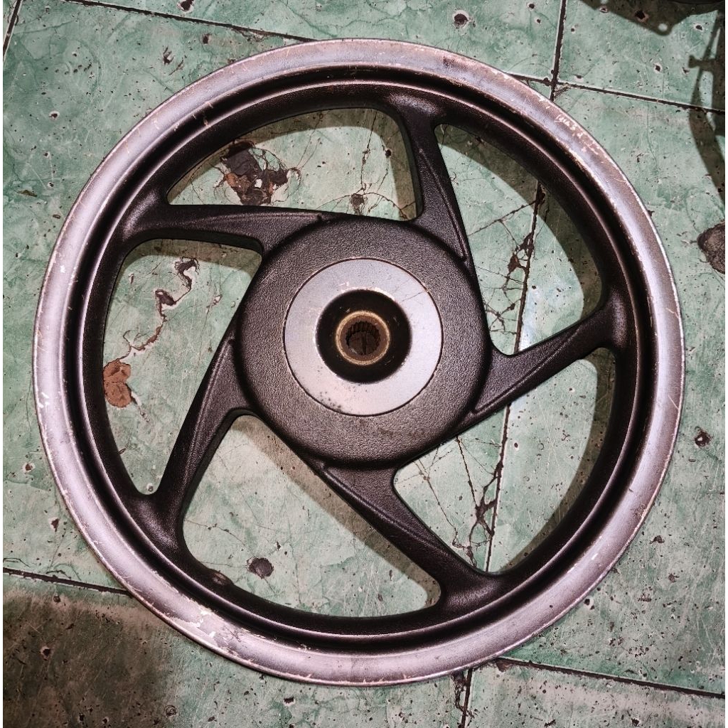 vleg veleg Vleg pelek belakang beat Scoopy spacy barang masih bagus ORI bawaan copotan cabutan lepas