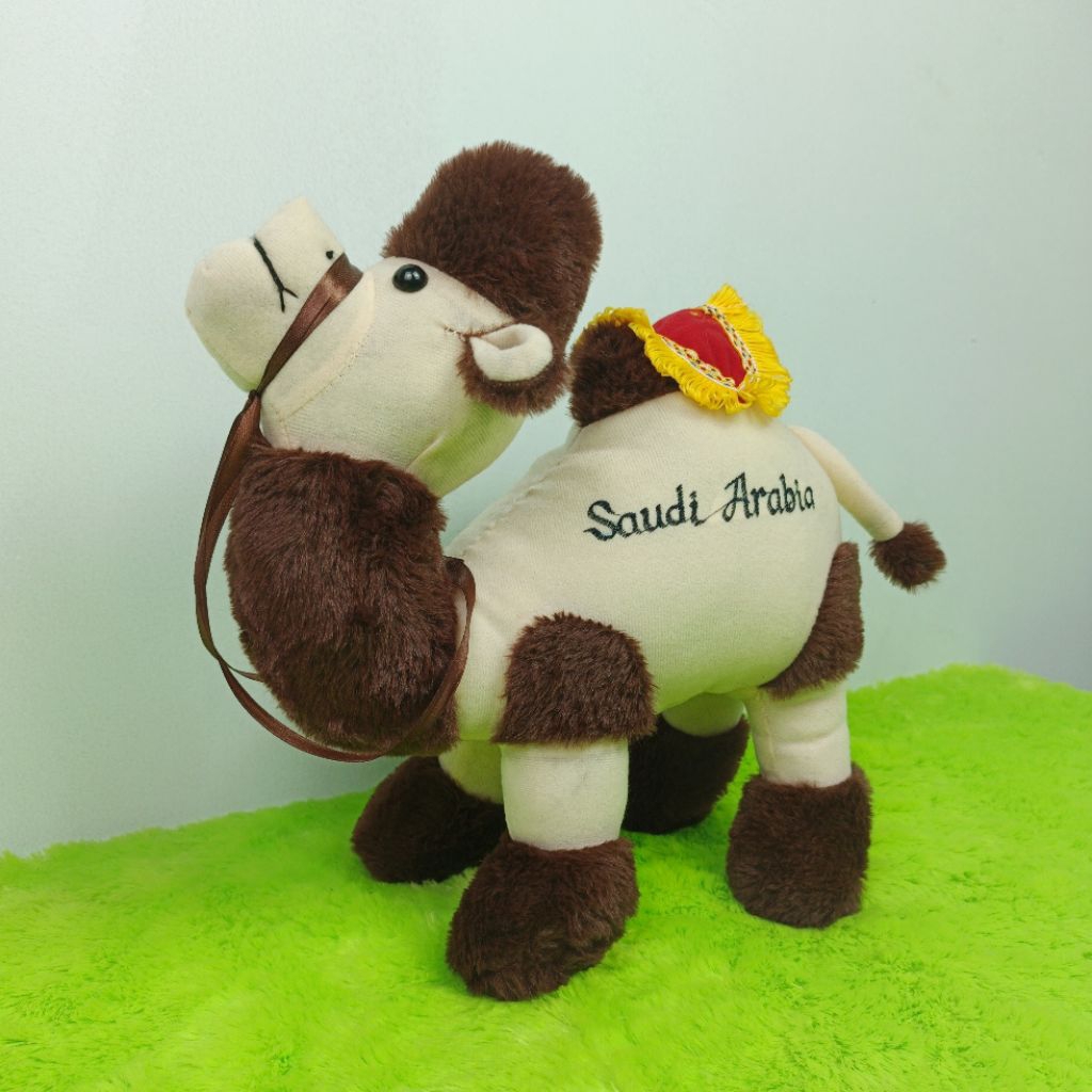 BONEKA UNTA ARAB L / Boneka Unta Unta Arab TIDAK BUNYI  cocok untuk kado atau hadiah umroh umrah haj