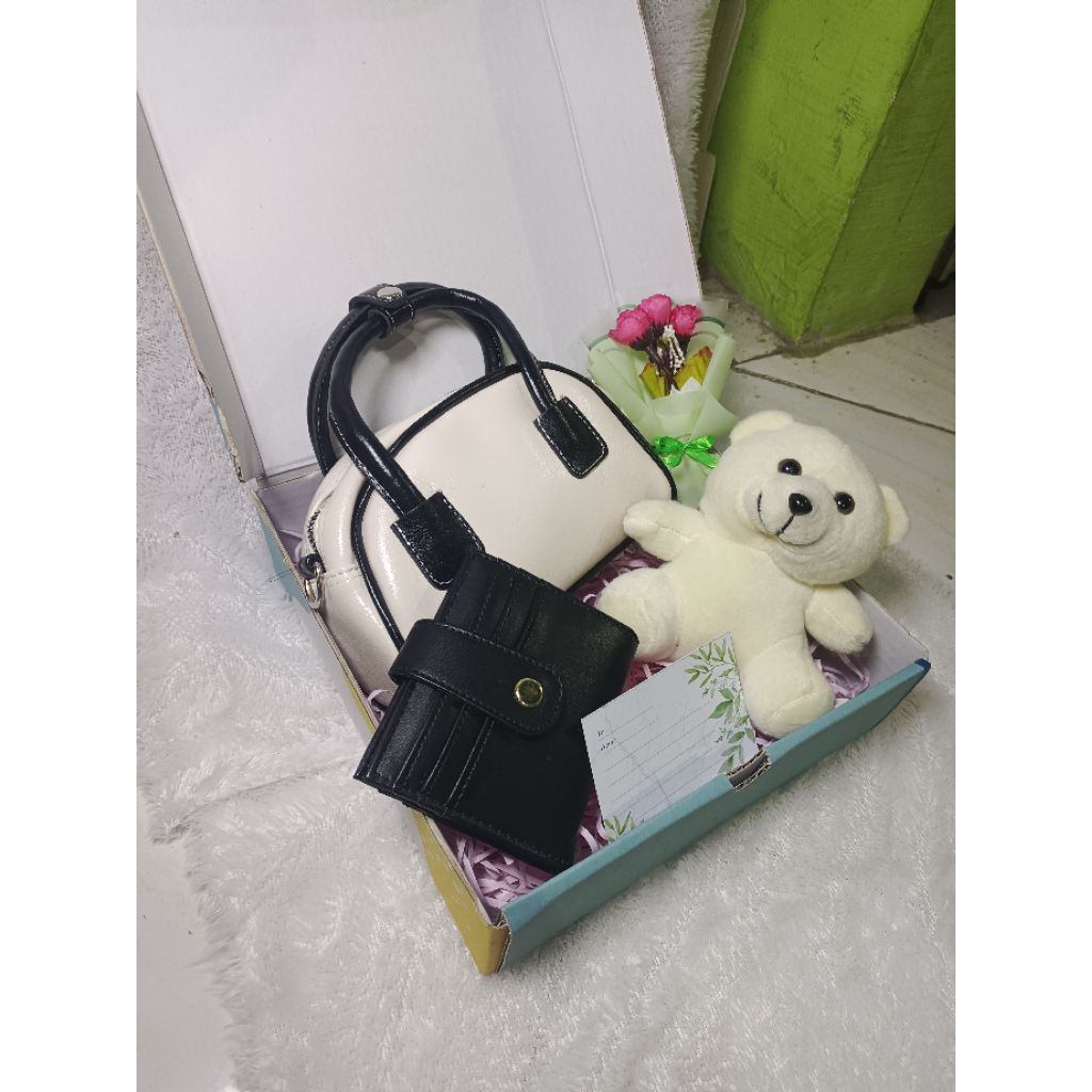 kado ulang tahun pacar cewek / ultah istri/ teman