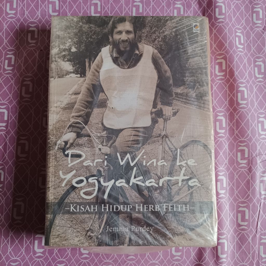Buku Dari Wina Ke Yogyakarta (kisah hidup Herb Feith)