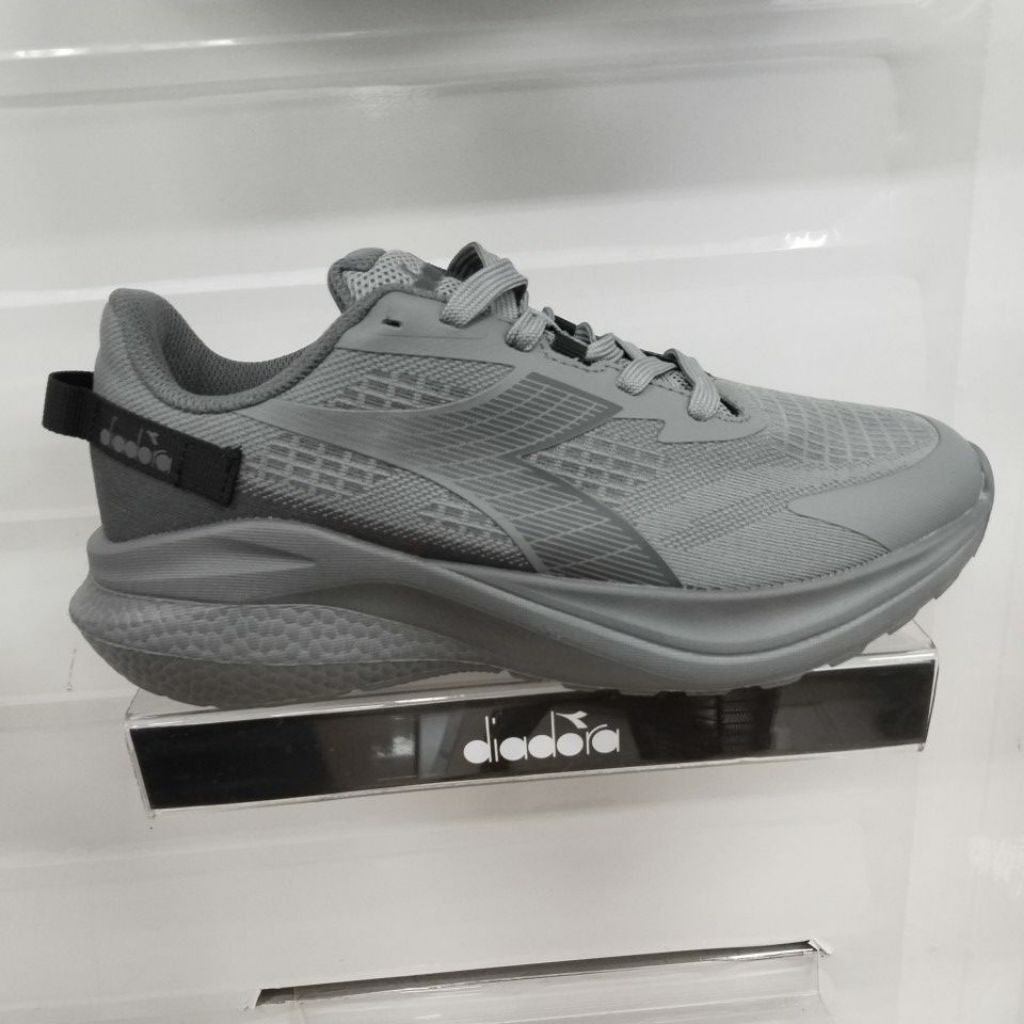 DIADORA PARANO RU250902G RUNNING MEN SHOES_GREYY