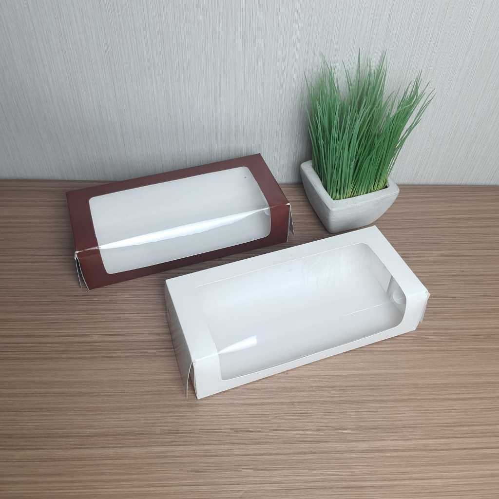 

(NEW) CAKE BOX MIKA ATAS SAMPING WARNA COKLAT GLOSSY & PUTIH GLOSSY UK 24X10X6CM