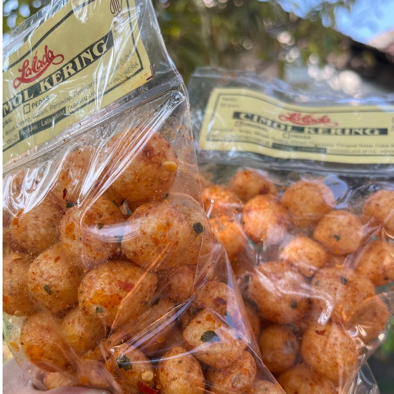 

Cimol Kering 50 gram Pedas Daun Jeruk Endog Lewo