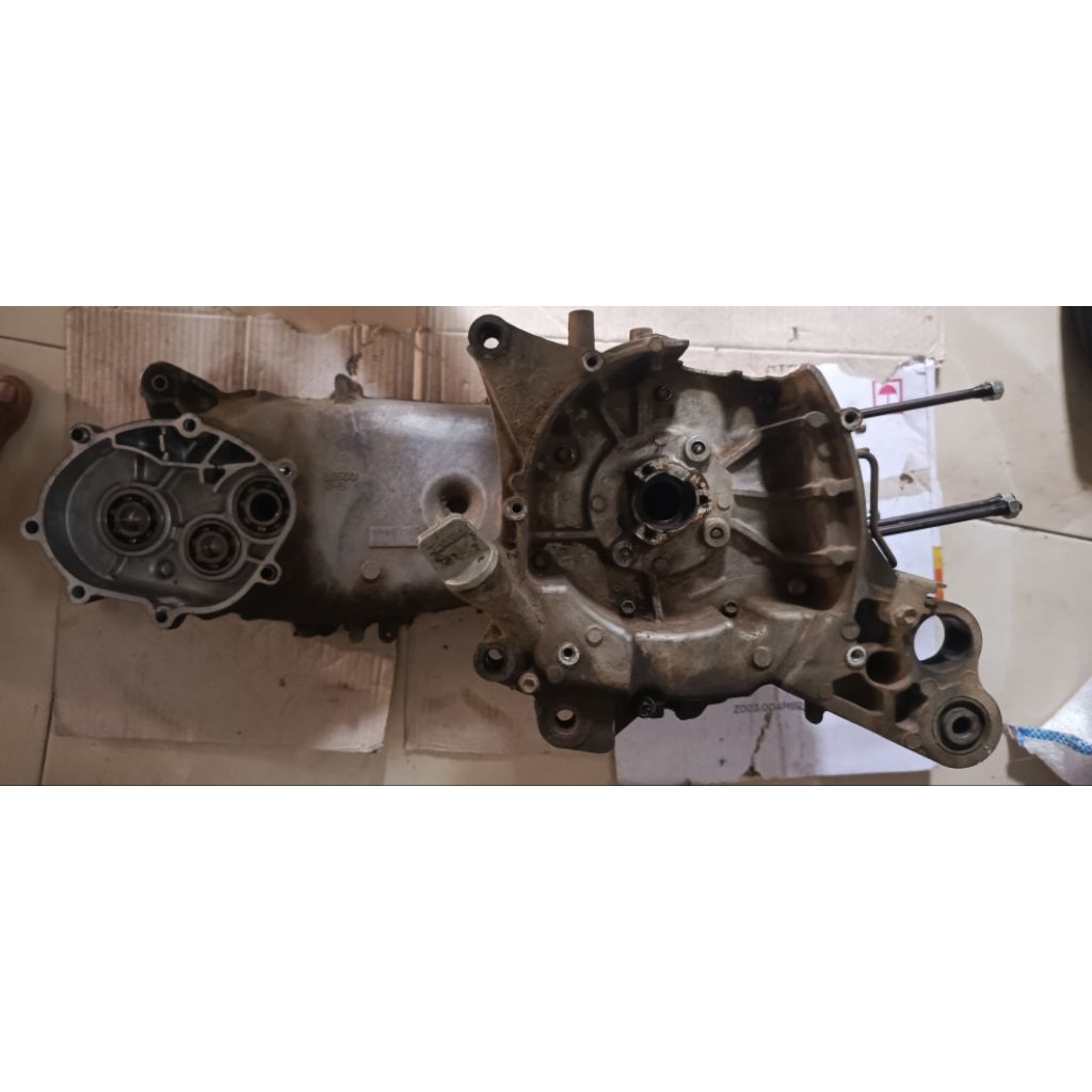 CRANKCASE KRENGKES RENGKES KANAN KIRI LEXI 125/AEROX OLD KODE B6500 ORIGINAL COPOTAN